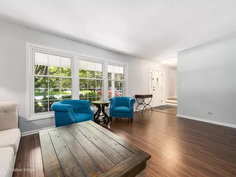 Living - 421 S River Rd, Naperville, IL 60540 photo 1 of 7