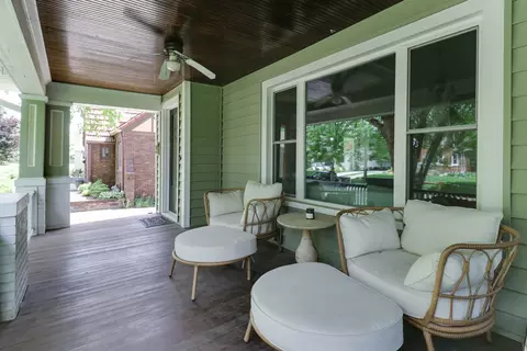 2013 E Taylor St, Bloomington, IL 61701 photo 4