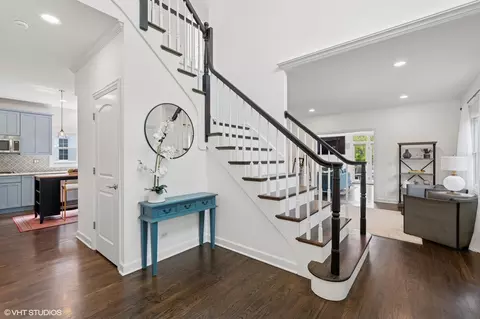 Entry Way - 426 Madison Ave, Glencoe, IL 60022 photo 1 of 1