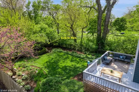 Exterior - 426 Madison Ave, Glencoe, IL 60022 photo 3 of 4