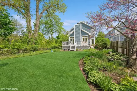 Exterior - 426 Madison Ave, Glencoe, IL 60022 photo 4 of 4