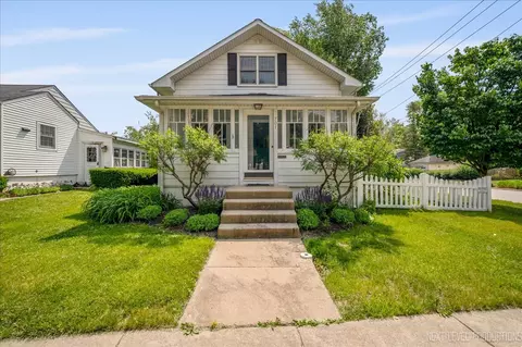 701 Edison St, Geneva, IL 60134 photo 2
