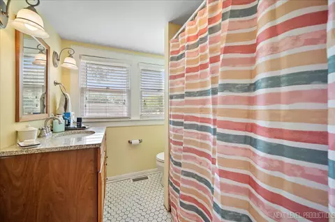 701 Edison St, Geneva, IL 60134 photo 21