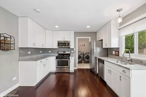 Kitchen - 5142 Deerpath Rd, Oak Forest, IL 60452 photo 1 of 2