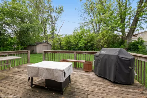 Exterior - 5142 Deerpath Rd, Oak Forest, IL 60452 photo 2 of 3