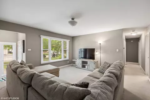 Living - 5142 Deerpath Rd, Oak Forest, IL 60452 photo 1 of 2