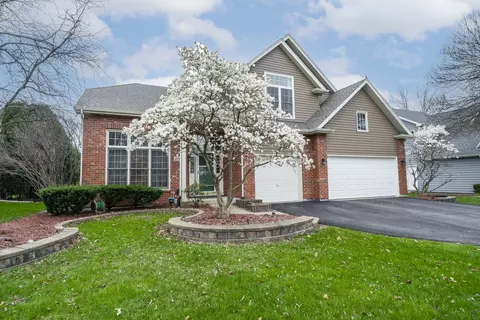 2008 Snow Creek Rd, Naperville, IL 60564
