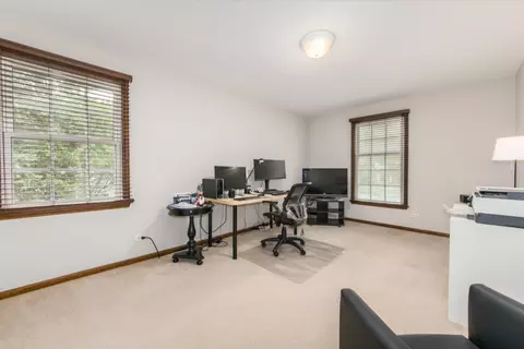 716 Brighton Dr, Wheaton, IL 60189 photo 24