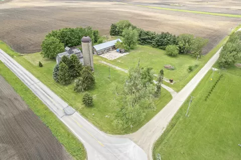 11986 Pine Rd, Somonauk, IL 60552