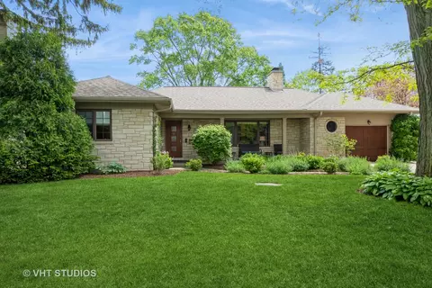 9535 Harding Ave, Evanston, IL 60203