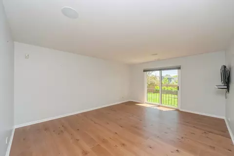 3950 Dundee Rd #101, Northbrook, IL 60062 photo 15