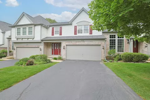 1730 Napoleon Dr, Naperville, IL 60565