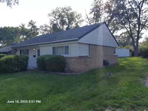 6 Marquette Pl, Park Forest, IL 60466