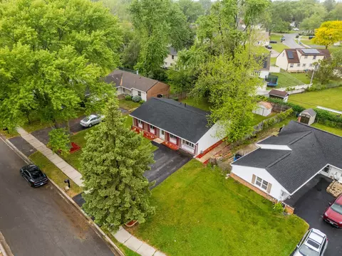View/Area - 128 Seabury Rd, Bolingbrook, IL 60440 photo 2 of 5