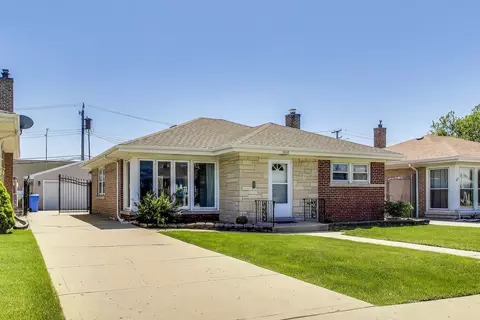 7665 W Victoria St, Chicago, IL 60631