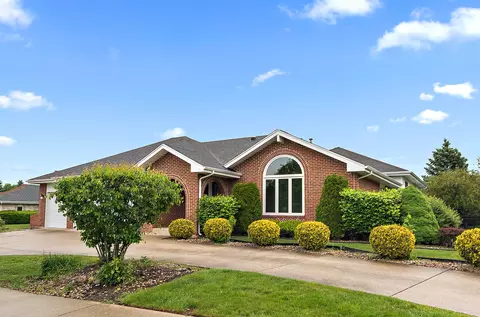 17447 Harvest Hill Dr, Orland Park, IL 60467