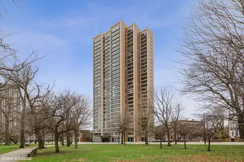 1850 N Clark St #402, Chicago, IL 60614