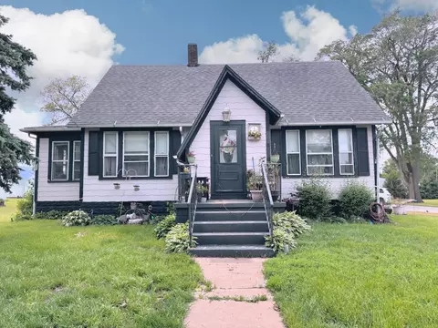 504 S Green St, Piper City, IL 60959