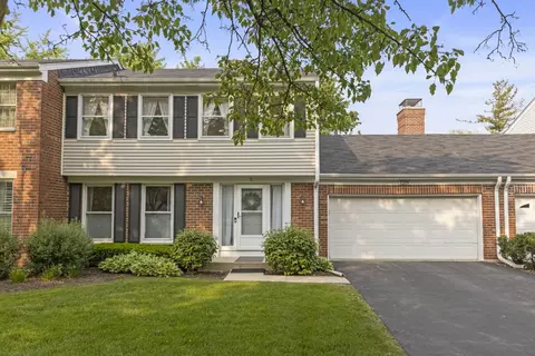 Exterior - 1209 W Bauer Rd, Naperville, IL 60563 photo 4 of 4
