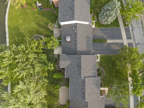 View/Area - 1209 W Bauer Rd, Naperville, IL 60563 photo 3 of 13