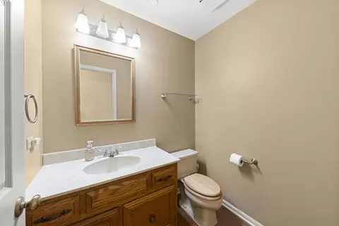Bath - 1209 W Bauer Rd, Naperville, IL 60563 photo 1 of 3