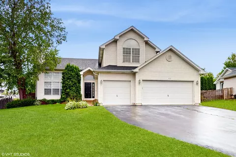 412 Joshua Tree, Harvard, IL 60033