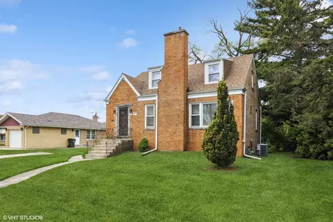 4946 N Octavia Ave, Harwood Heights, IL 60706