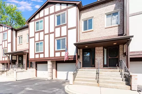 334 Ashland Ave, Highwood, IL 60040