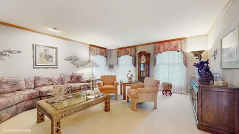 4057 Picardy Dr, Northbrook, IL 60062 photo 9