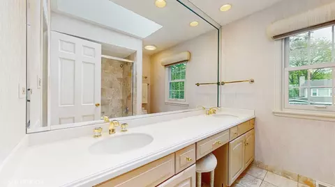 4057 Picardy Dr, Northbrook, IL 60062 photo 23