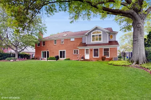 4057 Picardy Dr, Northbrook, IL 60062 photo 24