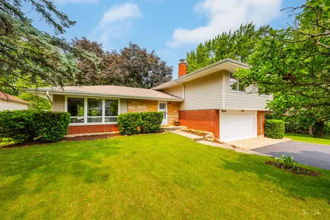 314 Oak Ave, Westmont, IL 60559