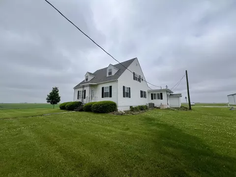 2971 County Road 2700, Penfield, IL 61862