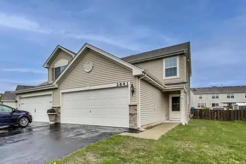 2641 Carlisle Ln, Hampshire, IL 60140