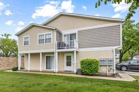 1223 Jaspen Ct #49, Wheeling, IL 60090