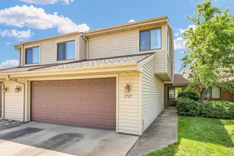 Exterior - 1727 Devonshire Dr, Champaign, IL 61821 photo 1 of 7