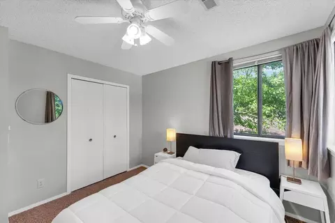 Bedroom - 1727 Devonshire Dr, Champaign, IL 61821 photo 7 of 7