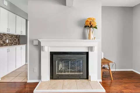 Living - 1727 Devonshire Dr, Champaign, IL 61821 photo 2 of 4