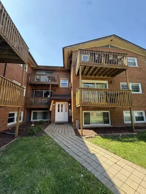 10751 S Harlem Ave #1E, Worth, IL 60482