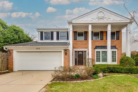 2576 Brian Dr, Northbrook, IL 60062