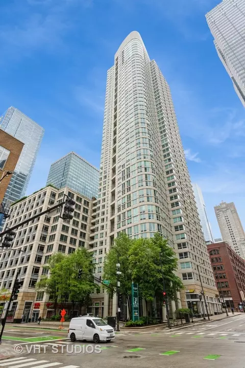 345 N Lasalle Dr #802, Chicago, IL 60610