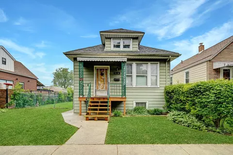 5110 W Carmen Ave, Chicago, IL 60630