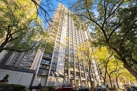 222 E Pearson St #1504, Chicago, IL 60611 photo 2