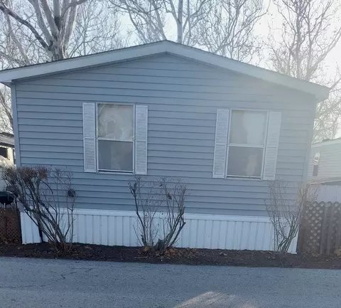 2993 Curtis St #D-27, Des Plaines, IL 60018