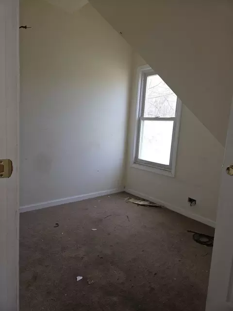 Bedroom - 8408 S Baker Ave, Chicago, IL 60617 photo 4 of 10