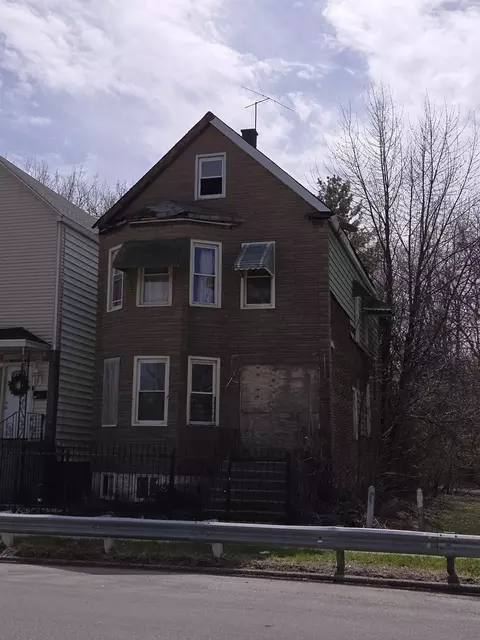 8408 S Baker Ave, Chicago, IL 60617