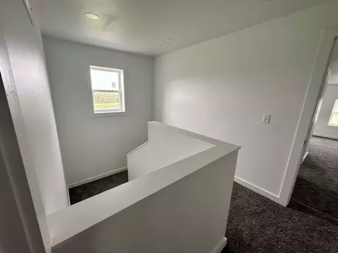 Entry Way - 2452 E 350th Rd, Oglesby, IL 61348 photo 1 of 2