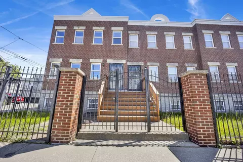 1157 W 19th Pl, Chicago, IL 60608