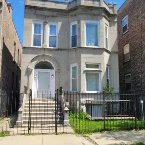 6033 S Prairie Ave, Chicago, IL 60637