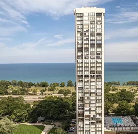 5455 N Sheridan Rd #2206, Chicago, IL 60640